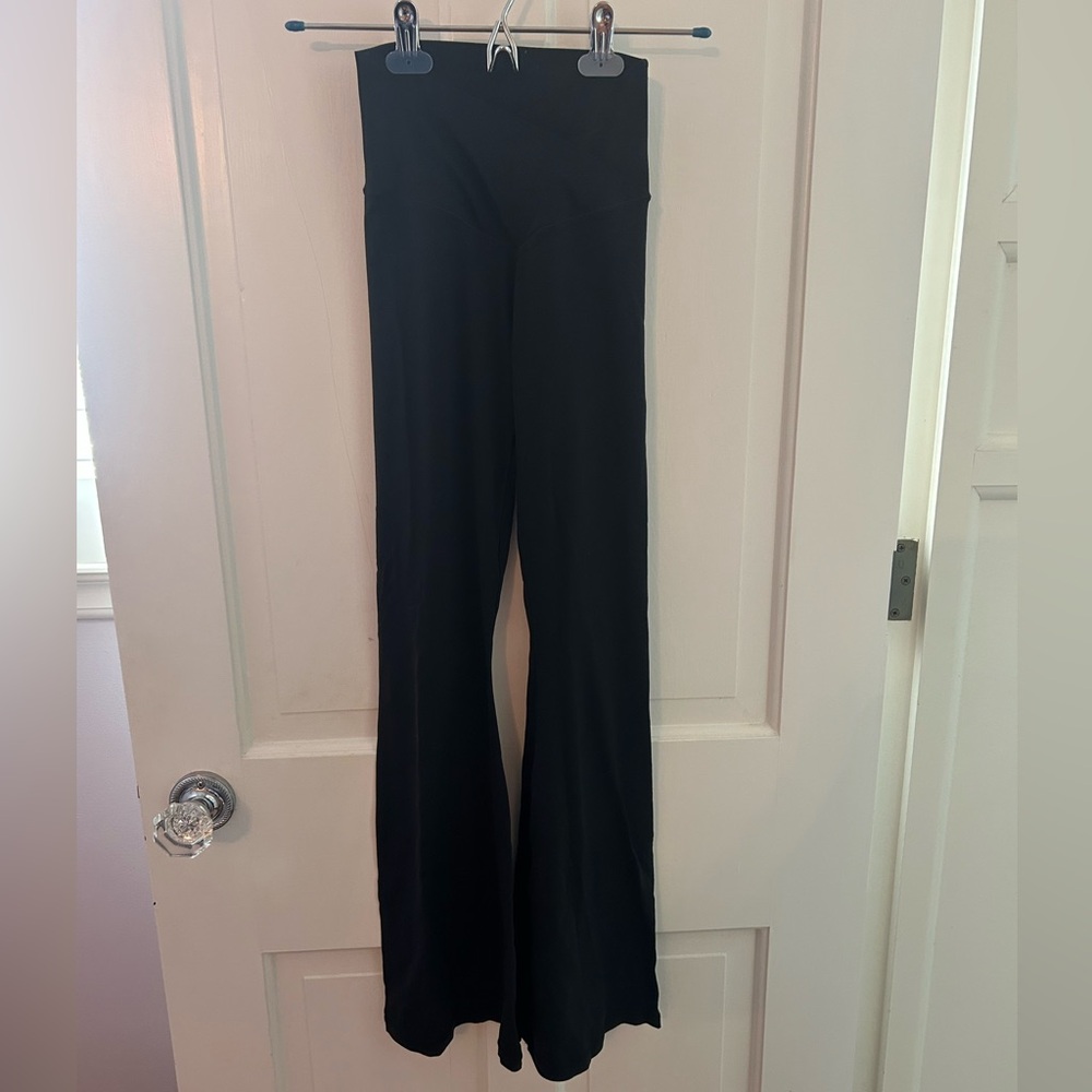 Aerie crossover flare leggings size small short